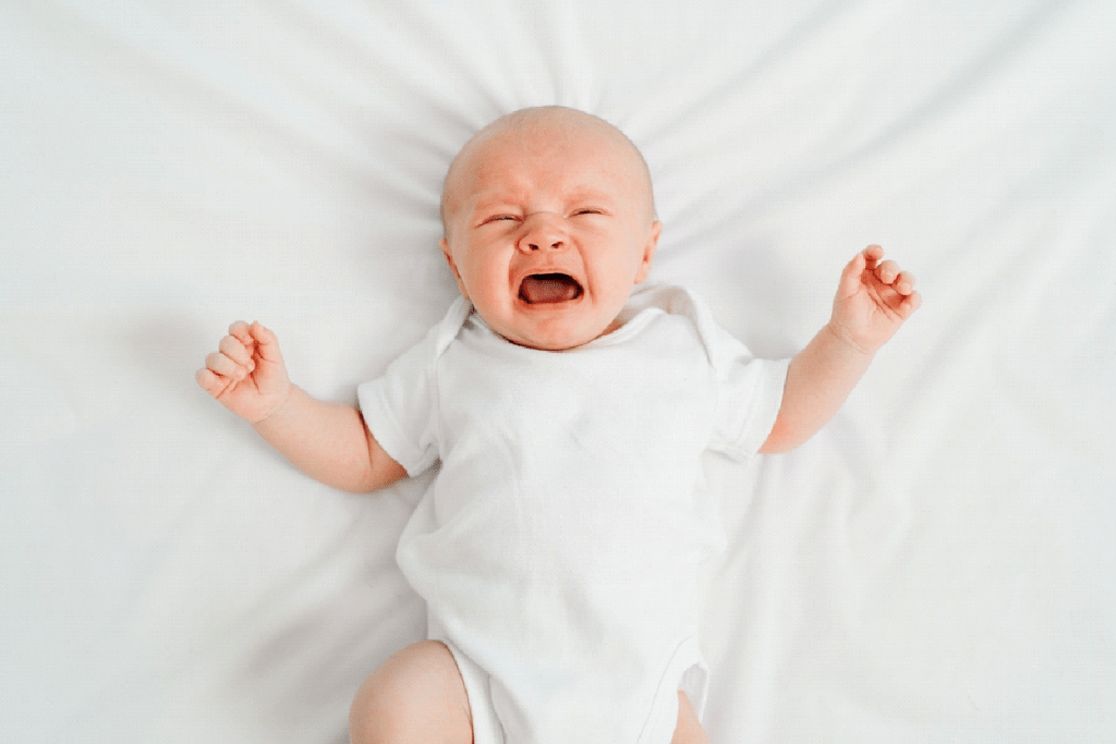 10 Easy Tips To Make A Baby Stop Crying Hysterically