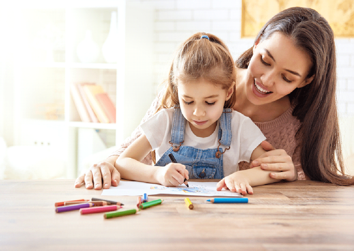 parents trying to boost language development in toddlers by drawing with children at home.