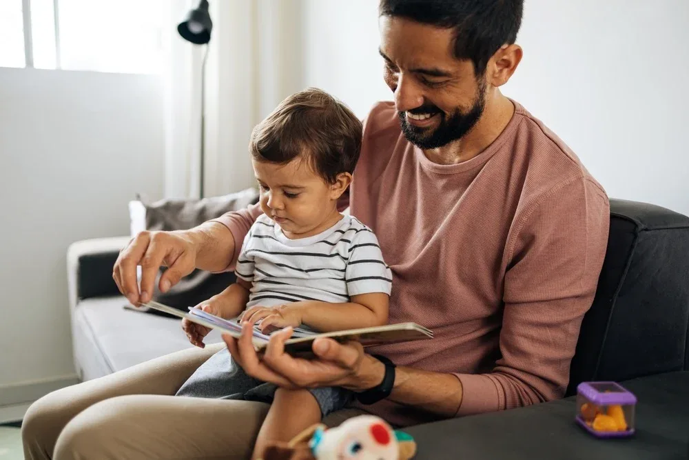 The Benefits of Reading with Your 2-Year-Old